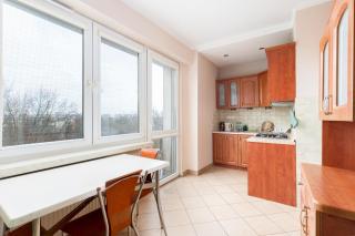 Zielona Nowa Huta Apartment by BookingHost - 9