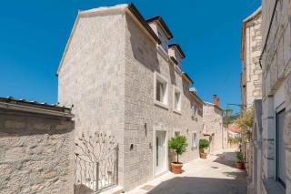 Beautiful Hvar Villa 4 Bedrooms Villa Hvar Majestic Resort Centre Location Wonderful Sea Views - Hvar - 9