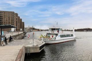 Newly built bright apartment, close to everything If you want to visit Stockholm, you will find the perfect accommodation here! Ferry line 80 makes it very convenient and easy to get to the city center - Nacka - 3