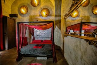 BLACK HOLE ROOMS - Catania - 6