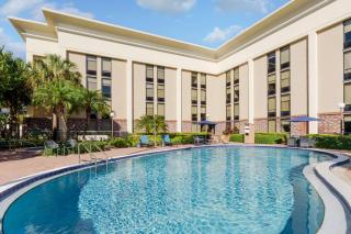 Hampton Inn Ft. Lauderdale-Cypress Creek - 3
