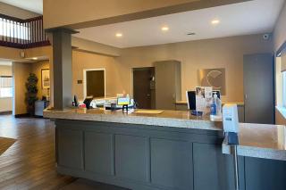 Comfort Suites Peoria I-74 - Peoria - 6