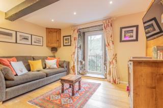 Millpond Cottage - Holmfirth - 3