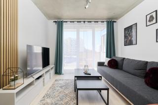 Fresh & Stylish Apartments in Poznań with Parking & Balcony by Noclegi Renters - Poznań - 9