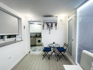 WonderStays Apartamentos Maribel - 1