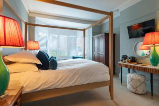 East Beach Guest House - 3