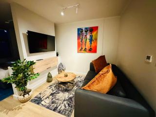 The Tokyo 708 - Book 4 & Get 5th Night FREE - Le Cap - 3