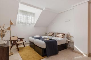 Waou Gran Via Attic - Corta Duración - 2