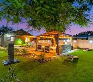 Family Fun & Backyard Oasis Hot Tub Games & BBQ - 6