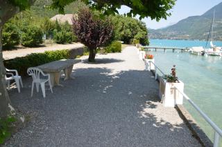 Le Coin des Cygnes, appartement face au lac d'Annecy avec plage privée - Doussard - 3