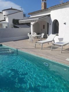 Jolie Maison avec Piscine privée - 3