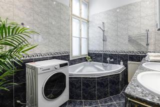 Spacious Vintage Apartment for 12PPL - Budapest - 7