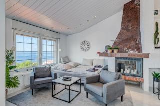 Apartments with pool Vrdoljak - 9