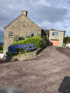 The Stone Cottage - Glengarriff - 3