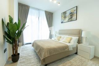 Stylish Jvc 1br Poolside Balcony & Free Parking - 8