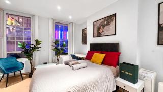 Mayfair Stylish central London Modern Suite - 0
