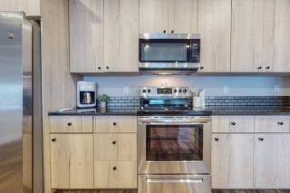 Olympia Way-Unit B - 6