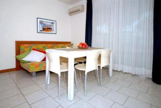Sunny beach getaway flat with ac in Bibione - Bibione - 2