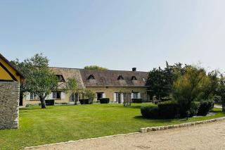 La Grenouillère : 8 chambres et 4 sdb - - 8