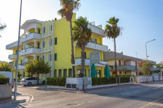 Hotel Roma Sul Mare - Roseto degli Abruzzi - 2