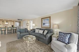Beachfront condo with pool/gym/grills/pickleball - 7