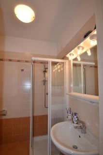 Lovely flat in a building surrounded by garden - 3