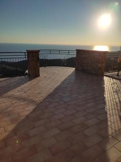 Il Ciuffo: ampia casa panoramica con parcheggio. - Pollica - 1