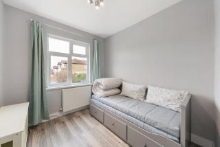 Edgware Oasis: Modern Haven near Tube & Park - Edgware - 6