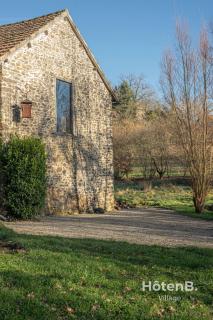 The Lajarlaud Mill - Nature & Charm Along the Water's Edge - 1