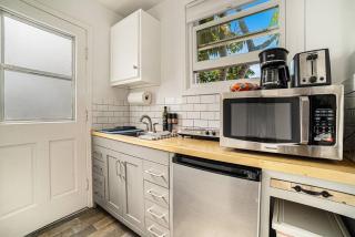 Cozy Studio with Outdoor Oasis - Bonita - 4