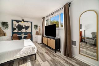 Cozy Studio with Outdoor Oasis - Bonita - 2