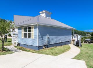 House # 47 Happily Ever After (No Pets) - Centre - 9