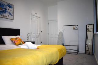 Luxury JQ 2 Bed Flat, Parking - 7
