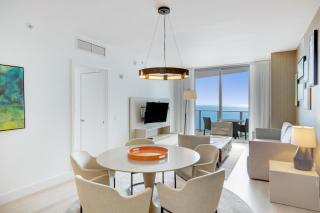 2 BR Beach condo stunning views! Miami - Hallandale Beach - 1