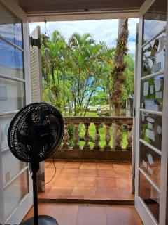 Casa Pé na Areia Cantão do Bora Bora - Manaaki Surf Hostel - São Sebastião - 6