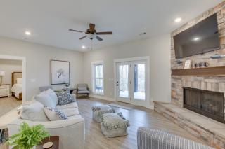 Dale Hollow Lake Retreat with Patio and Mtn View! - Celina - 7