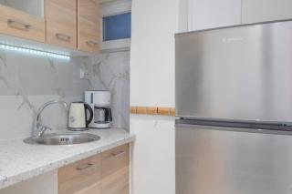 Modern Apartment at Thiseio Next to Metro Station - 6