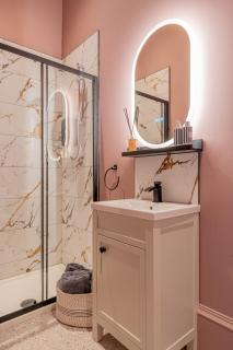 Boutique Home Stay Blossom - Paisley - 2