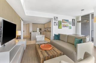 Walk to the Beach-1BR Apartment on the 10th floor - 9