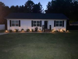 Huntersville House 3 bedrooms 2 Baths - Huntersville - 3