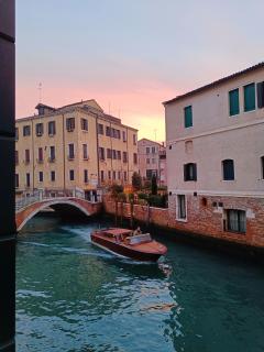 Ca' Dino Venice - Canal View - Venedig - 0