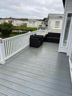 Beautiful Lodge With Decking In Hunstanton At Manor Park Ref 23195K - Hunstanton - 8