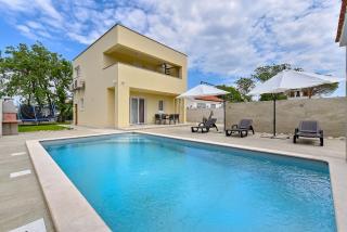 Family house Korina - Vodnjan - 0