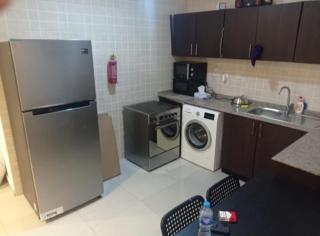 Calm Partition Room Near Mashreq Metro - Dubai - 9