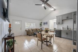 Los Angeles Glamour Home - 6