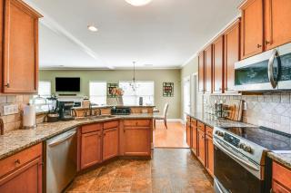 Spacious Phenix City Home about 9 Mi to Columbus! - Phenix City - 3