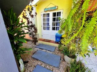 Down By The Sea, the beachfront Apartment - Puerto Coyote - 6