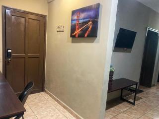 Suite Tau - 1