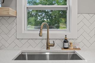 Fieldview Retreat, Sleeps 7 - 1