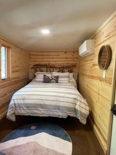 Cozy Cabin Retreat - Ponderosa - 2